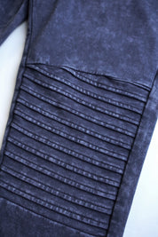 B.Nosy Tim Broek