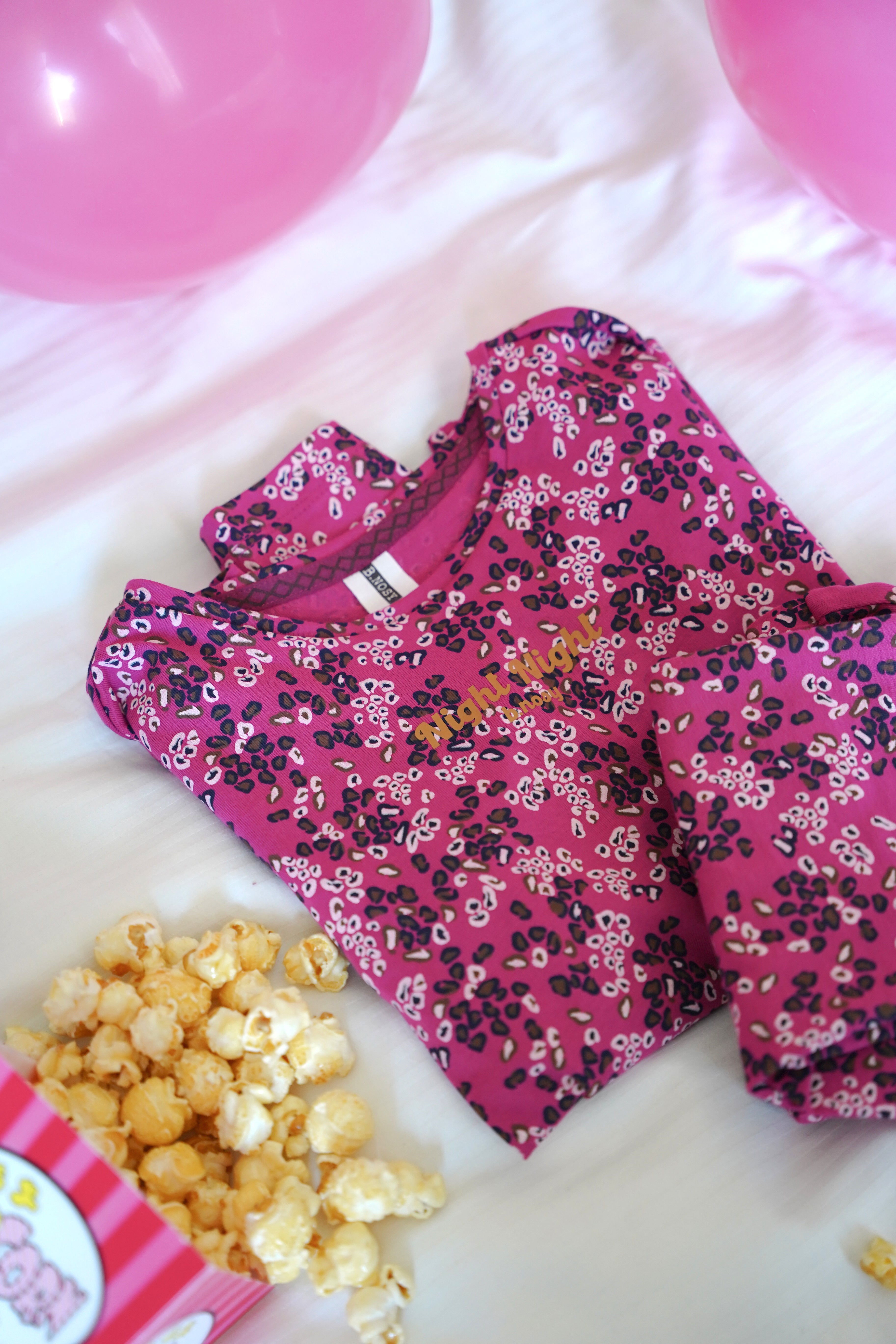 Pyjama-Set Sabine mit weißen Streifen