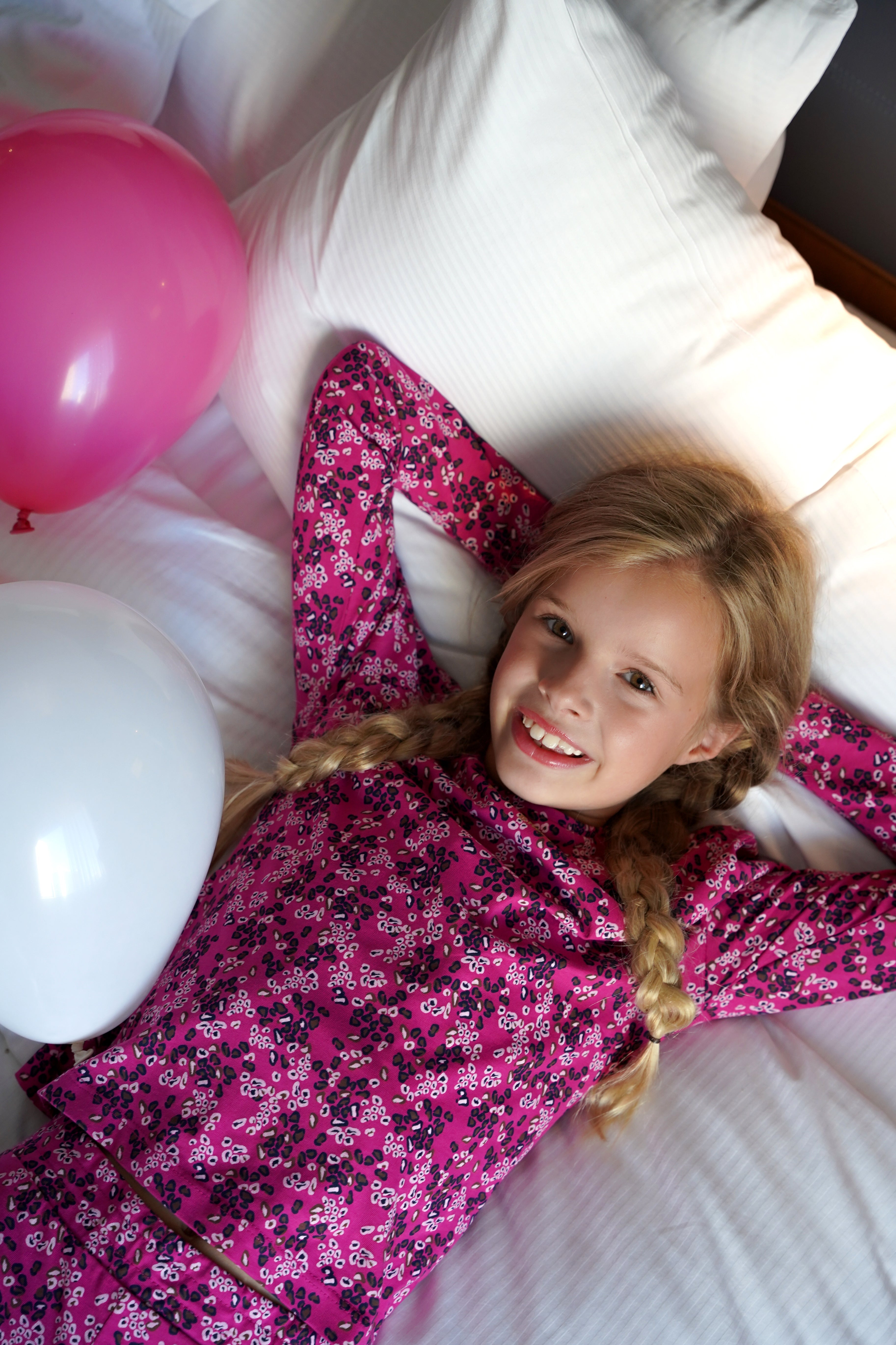 Pyjama-Set Sabine mit weißen Streifen