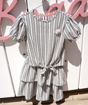 B.Nosy T-shirt Bobbie Lemon