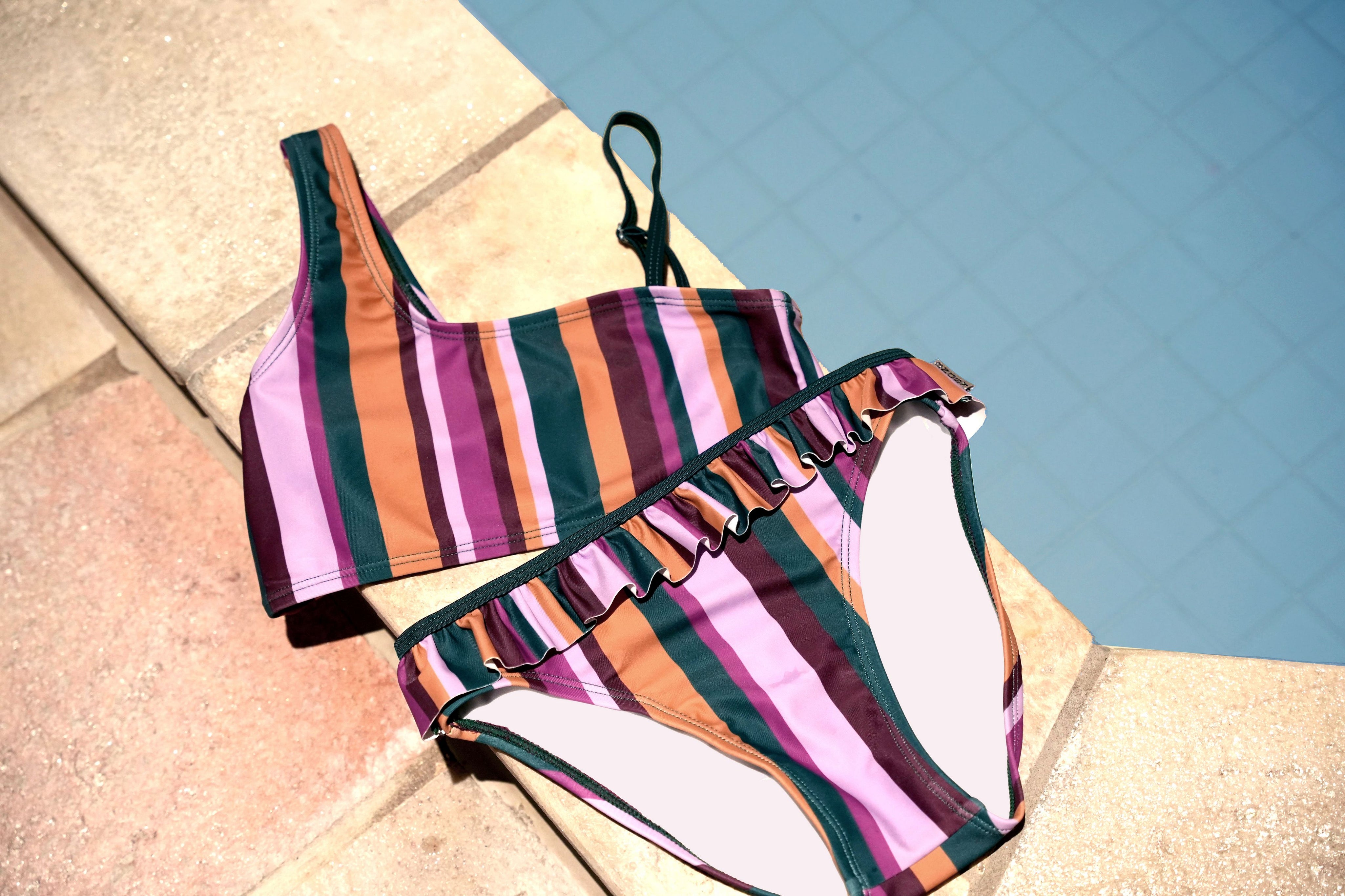 B.Nosy Wendy Bikini Streep