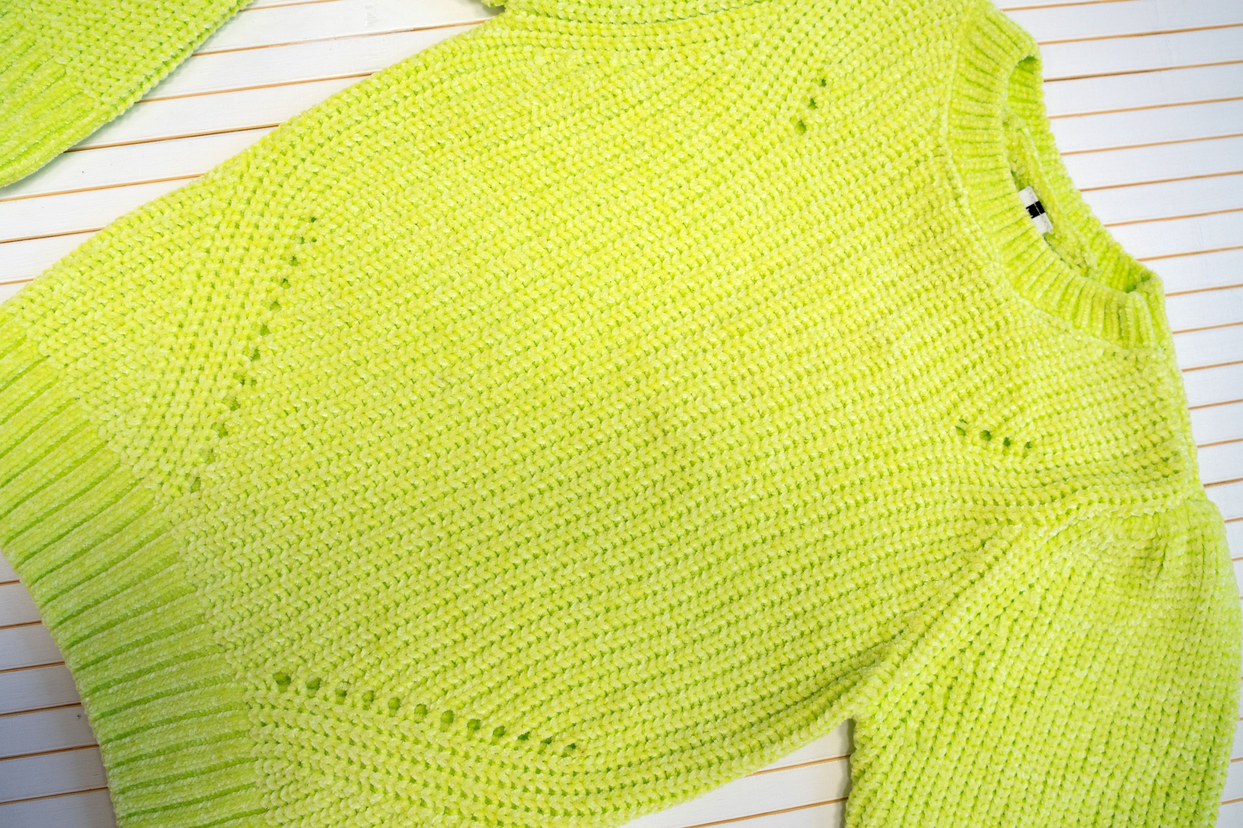 KYLIE sweater bright green