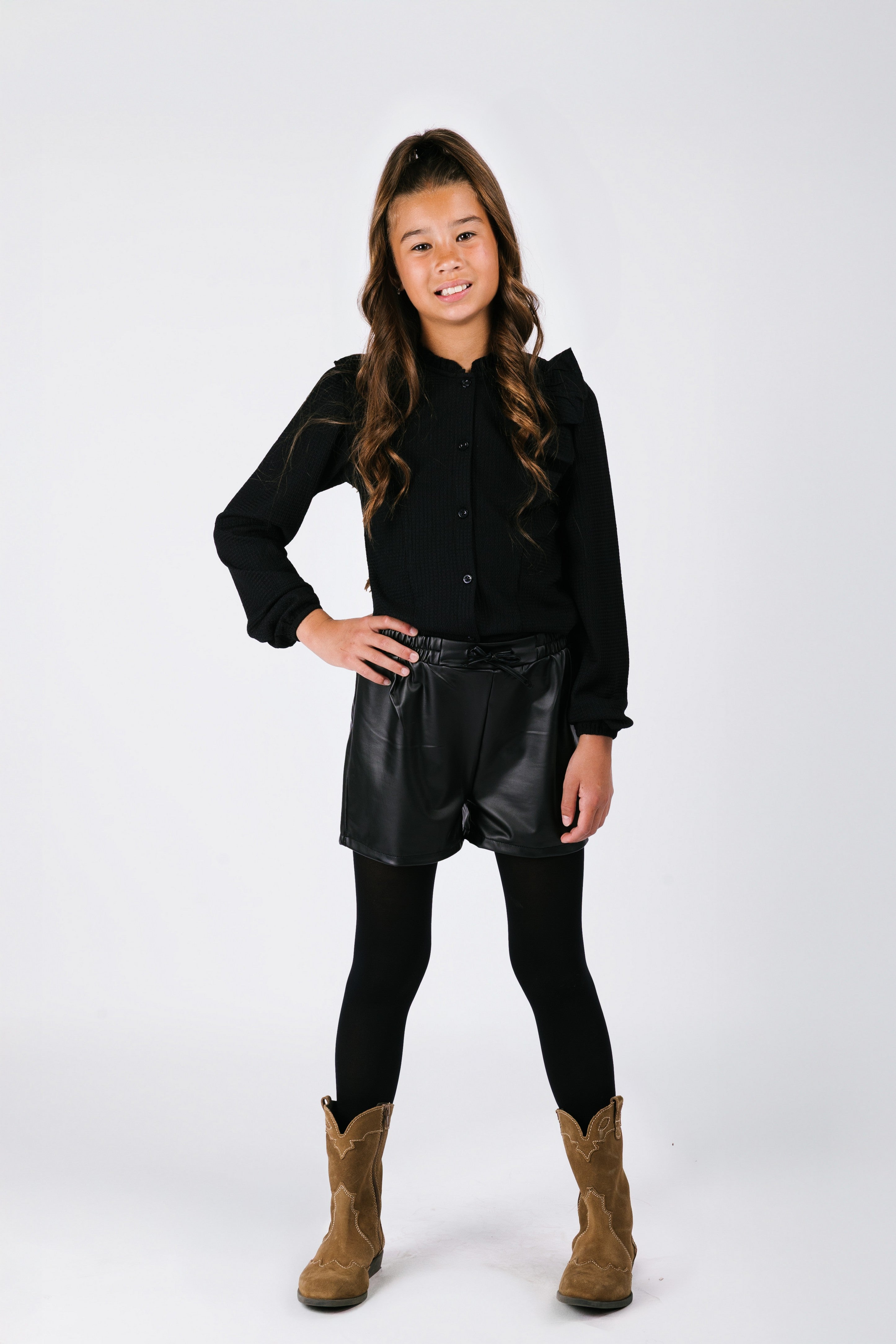Pam Short Zwart