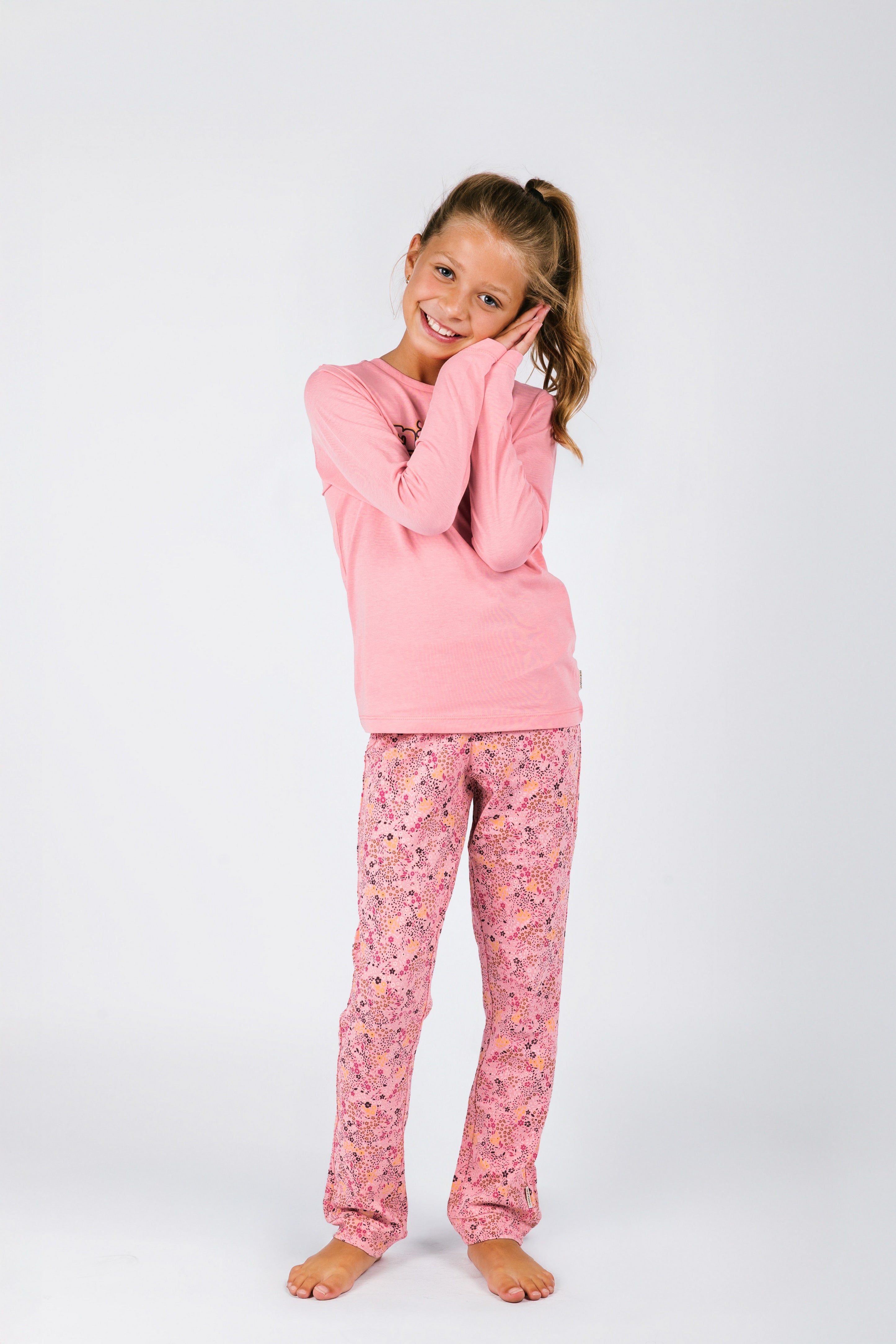 YNOOS-5905-287_2.jpg